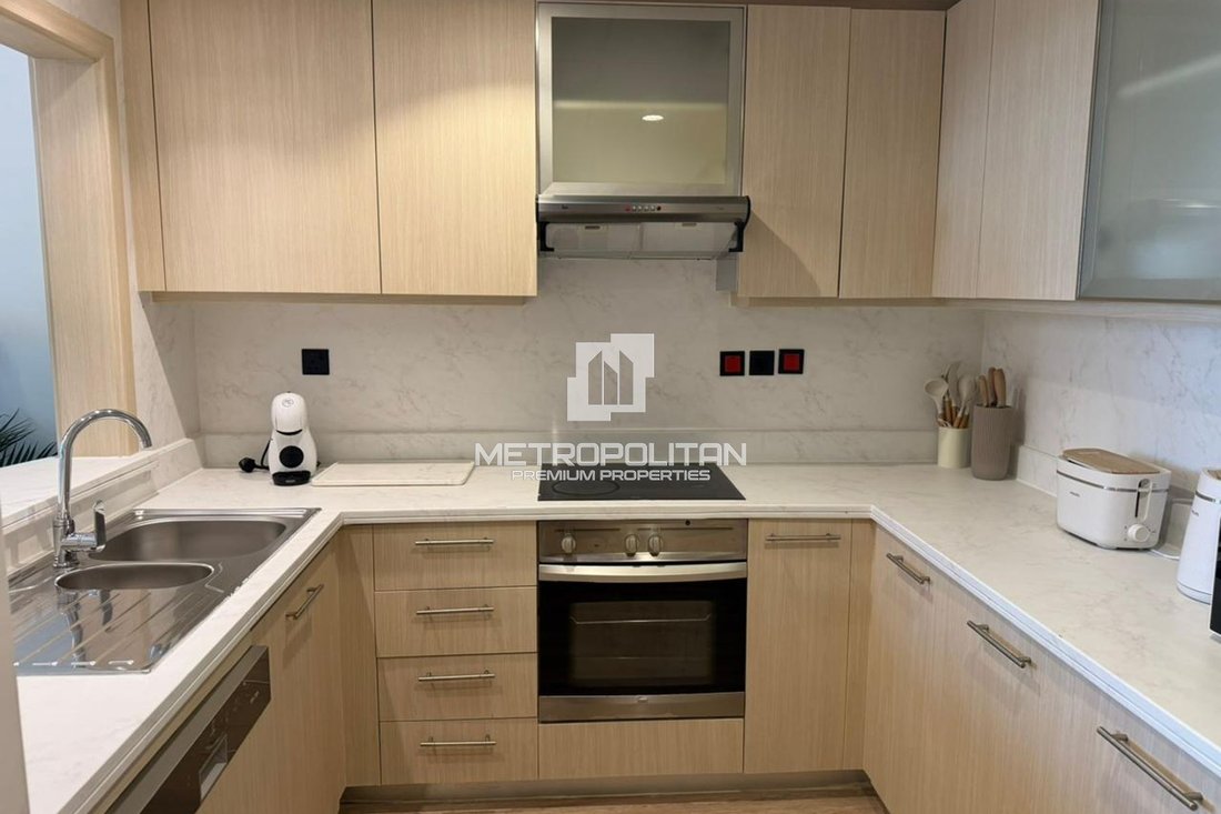 Apartment in Burj Khalifa Lake, Downtown Dubai, Dubai 4 - 17720930