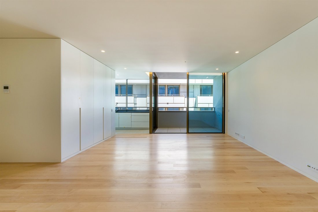Apartment in Cedofeita, Santo Ildefonso, Se, Miragaia, Sao Nicolau e Vitoria, Porto District, Portugal 1 - 17677112