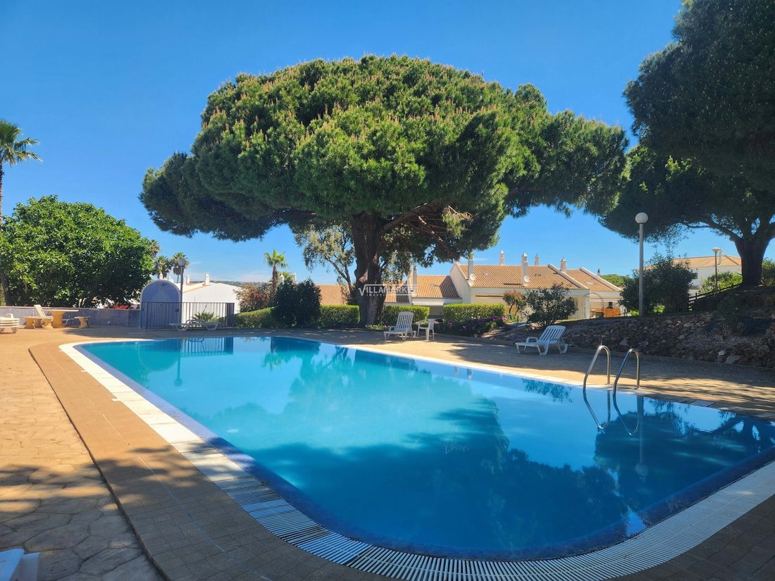 Villa in Olhos de Agua, Algarve, Portugal 1 - 17721547