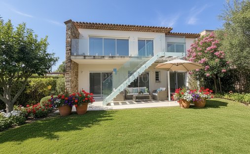 Haus in Sud, Cavalaire-sur-Mer, Frankreich 1