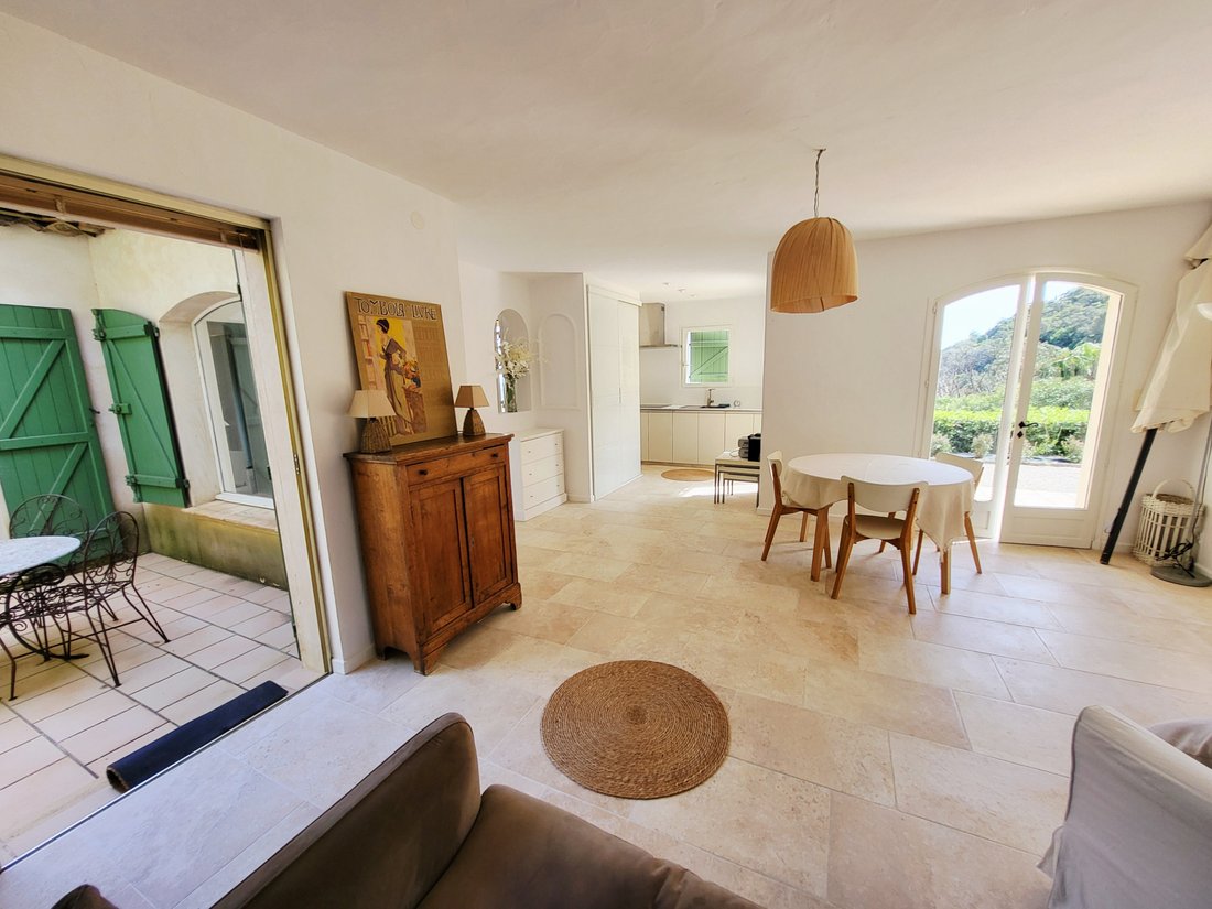 Villa in Nord, Cavalaire-sur-Mer, France 3 - 17720680