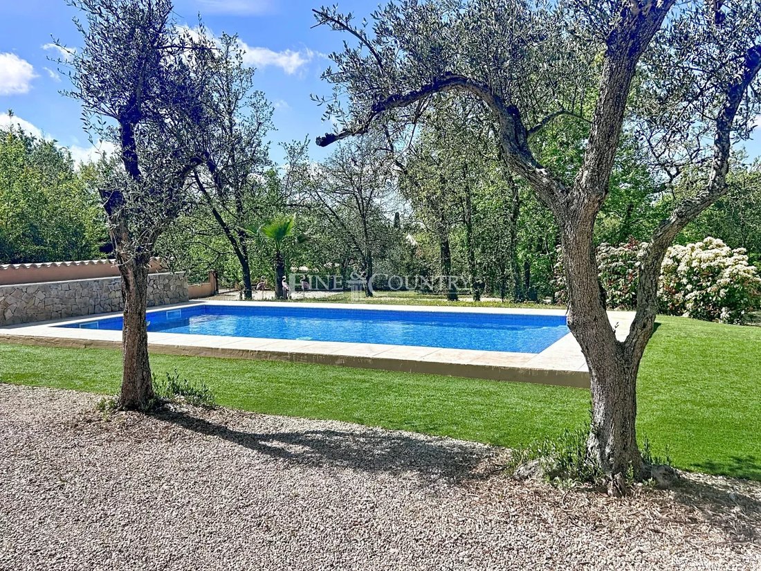 Villa in Saint-Cézaire-sur-Siagne, Provence-Alpes-Côte d'Azur, France 4 - 17373395