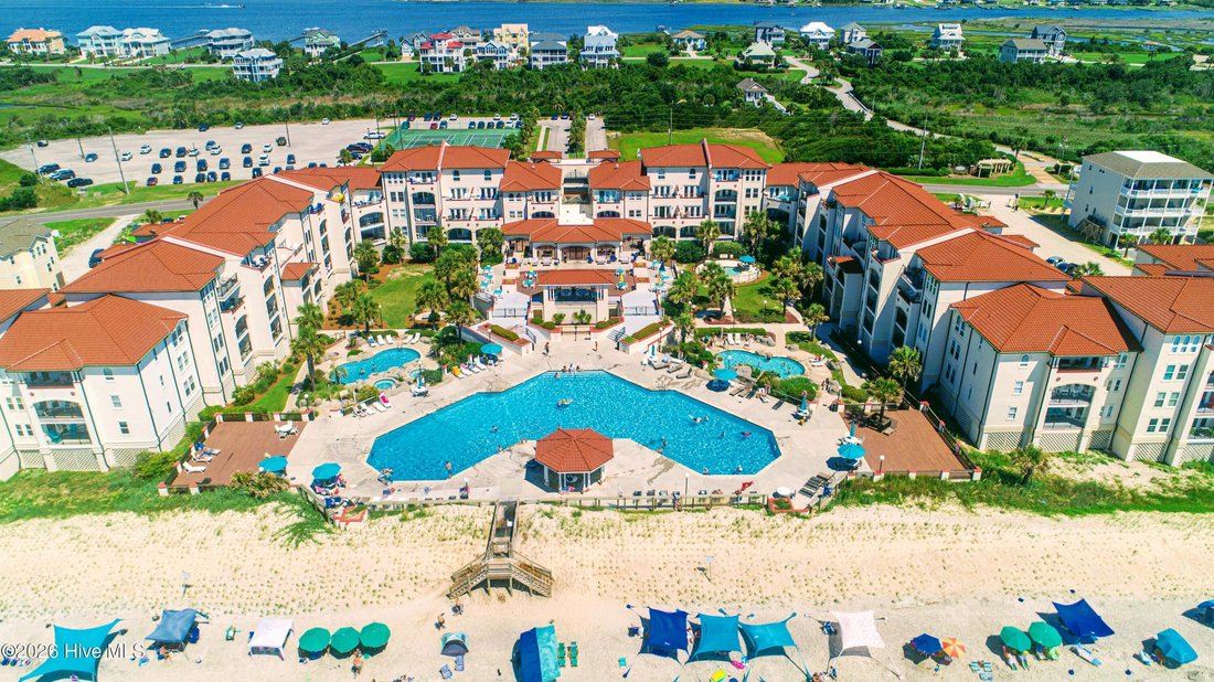 Condo in North Topsail Beach, North Carolina, United States 4 - 17720207