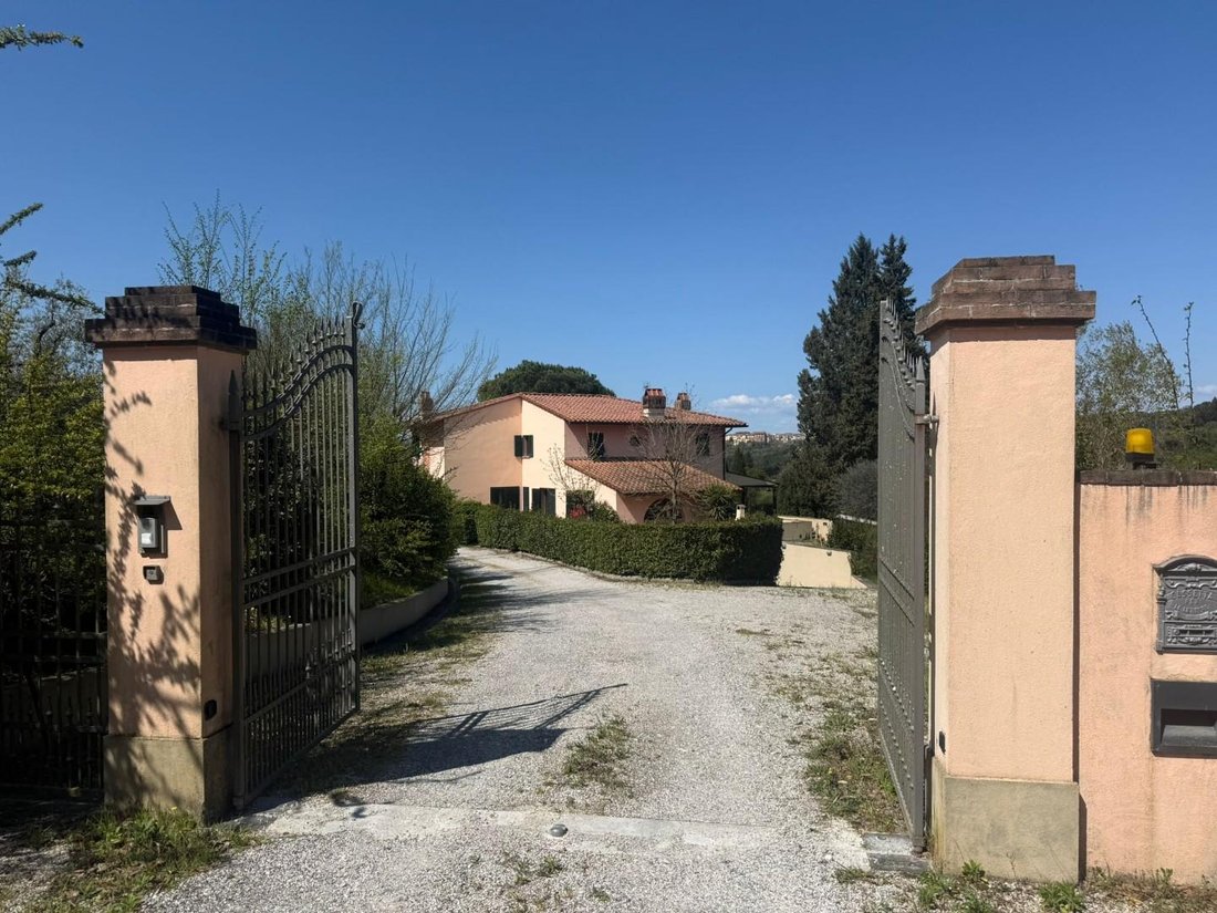 Villa in San Miniato, Tuscany, Italy 1 - 17723105