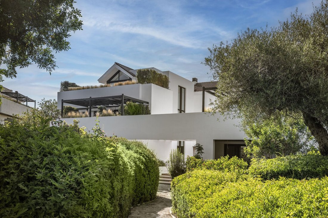 House in Sotogrande, San Roque, Andalusia 1 - 17570191