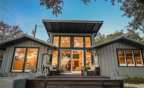 House in Jonestown, Texas, United States 1