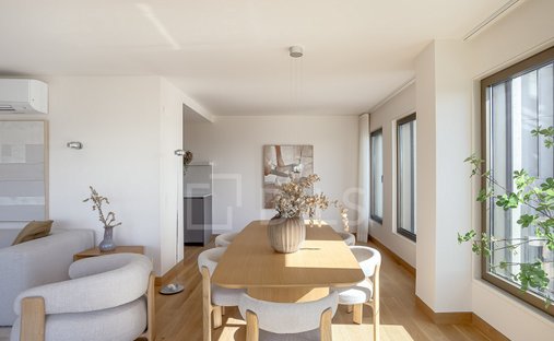 Apartment in Misericordia, Lisbon, Portugal 1