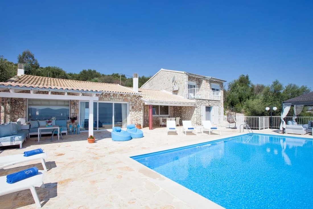 Villa in Kassopaia, Peloponnese, Western Greece and the Ionian, Greece 2 - 11867671
