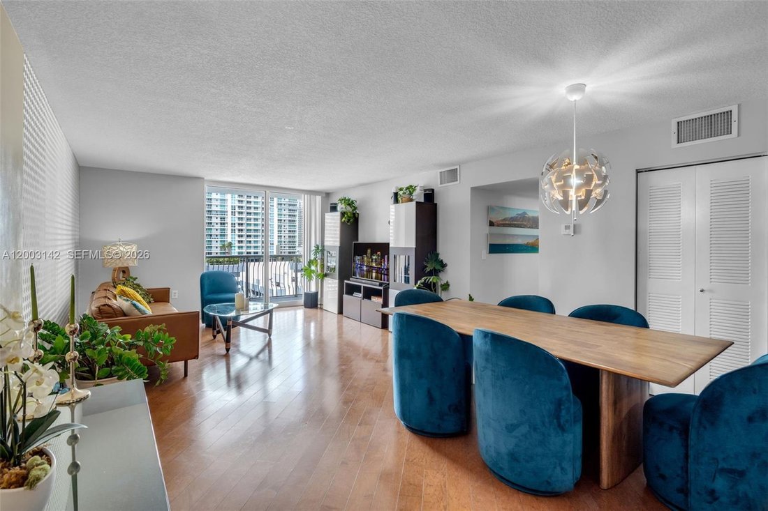 Condo in Miami, Florida, United States 2 - 17722638
