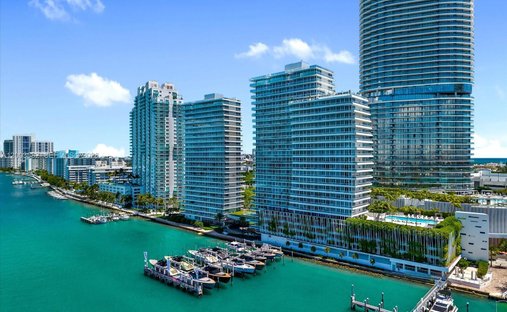 Condo in Miami Beach, Florida, United States 1