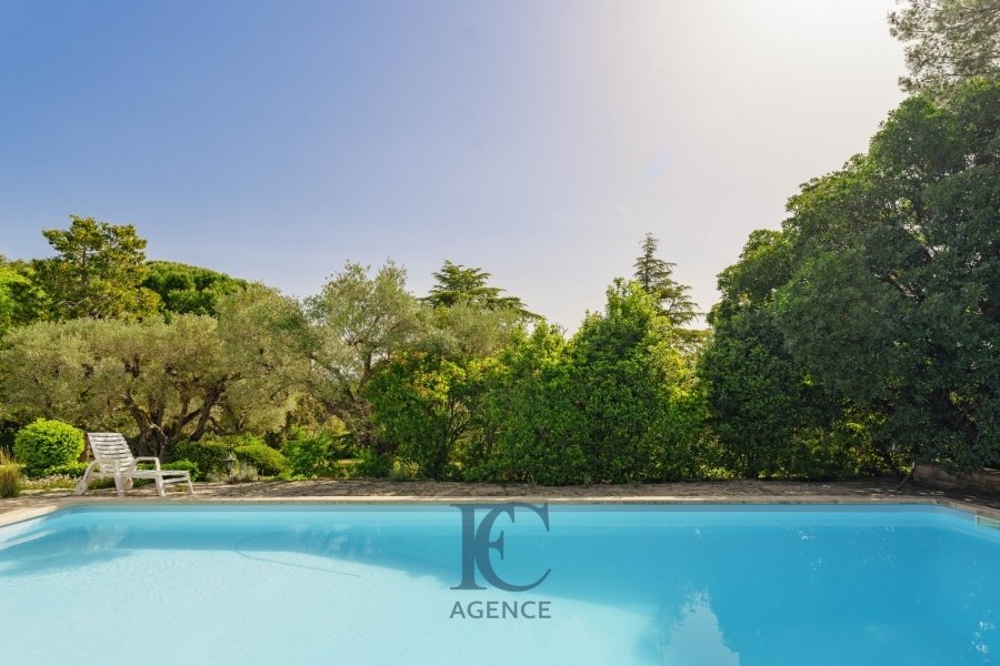House in Saint-Cyr-sur-Mer, Provence-Alpes-Côte d'Azur, France 2 - 17722756