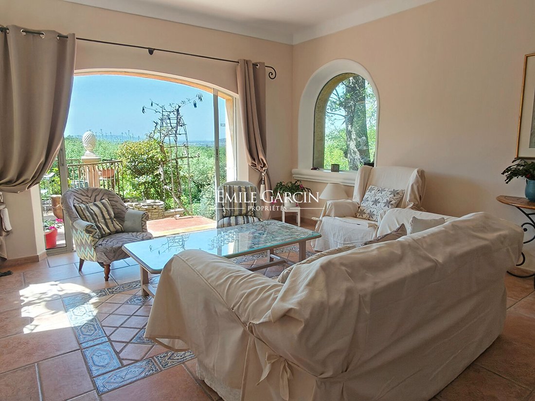 Villa in Robion, Provence-Alpes-Côte d'Azur, France 4 - 16464750