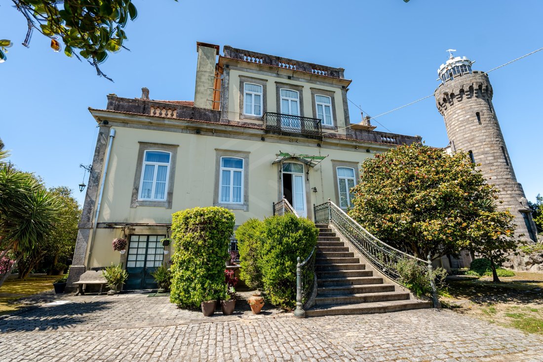 Finca in Mafamude e Vilar do Paraiso, Porto District, Portugal 1 - 17723645