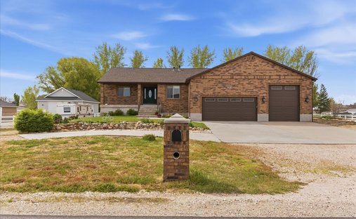 House in Hooper, Utah, United States 1