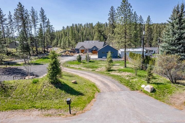 House in Nine Mile Falls, Washington, United States 4 - 17724223
