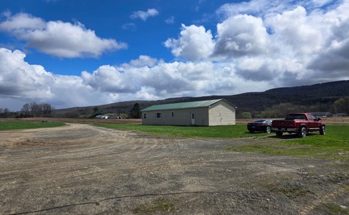Farm Ranch in Cherry Valley, New York, United States 1