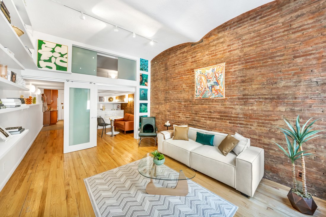 Co Op in New York, New York, United States 2 - 17720867