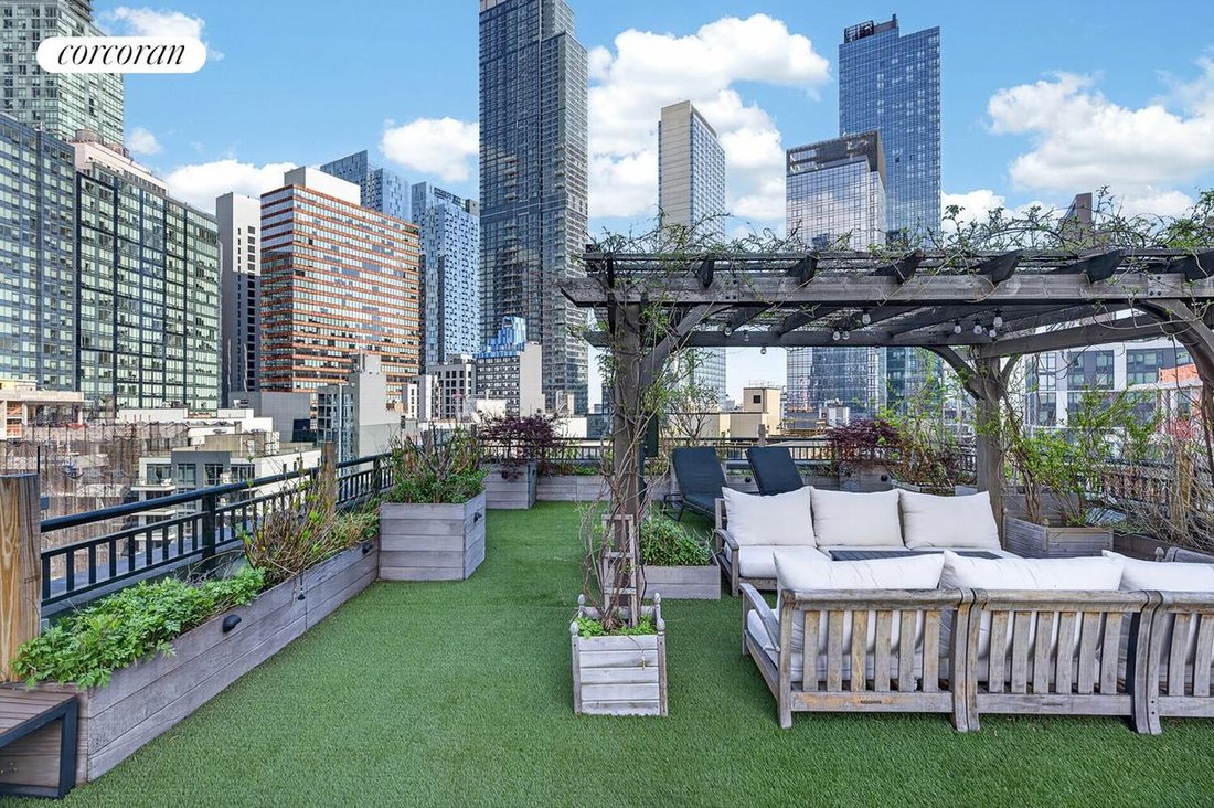 Condo in New York, New York, United States 2 - 17720524