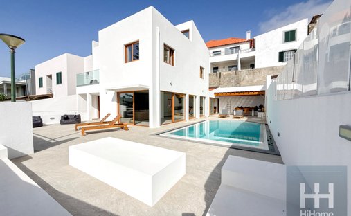 House in Sao Martinho, Madeira, Portugal 1
