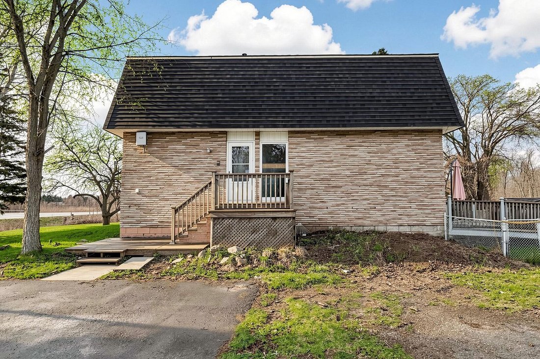 House in Innisfil, Ontario, Canada 2 - 17721586