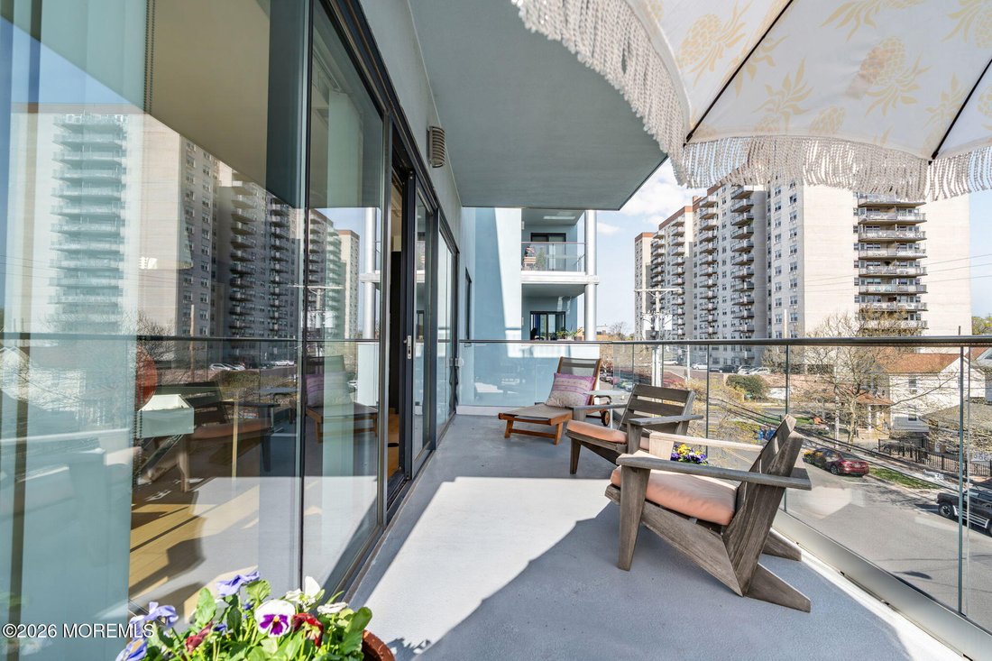 Condo in Asbury Park, New Jersey, United States 3 - 17722116