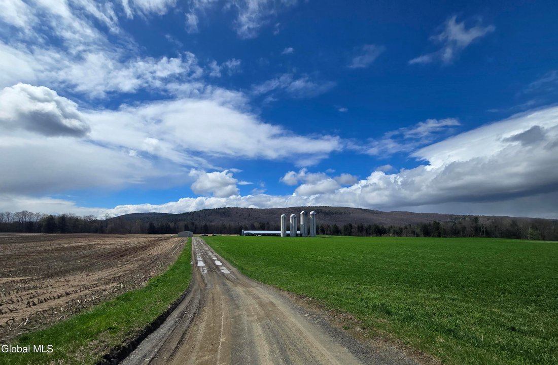Farm Ranch in Cherry Valley, New York, United States 4 - 17723118
