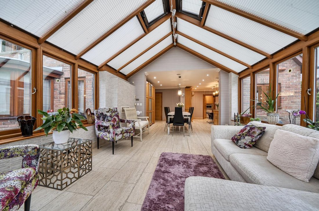 House in Bushey Heath, Hertsmere, England 5 - 17720016