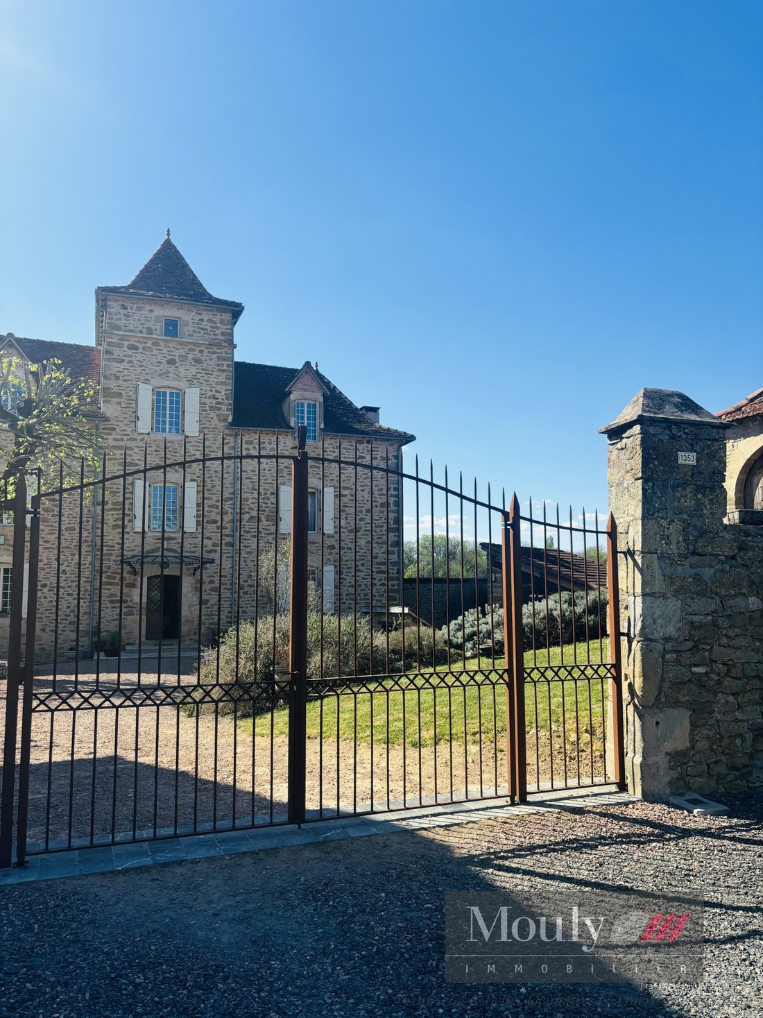 Estate in Zone Rurale, Figeac, France 3 - 17720707