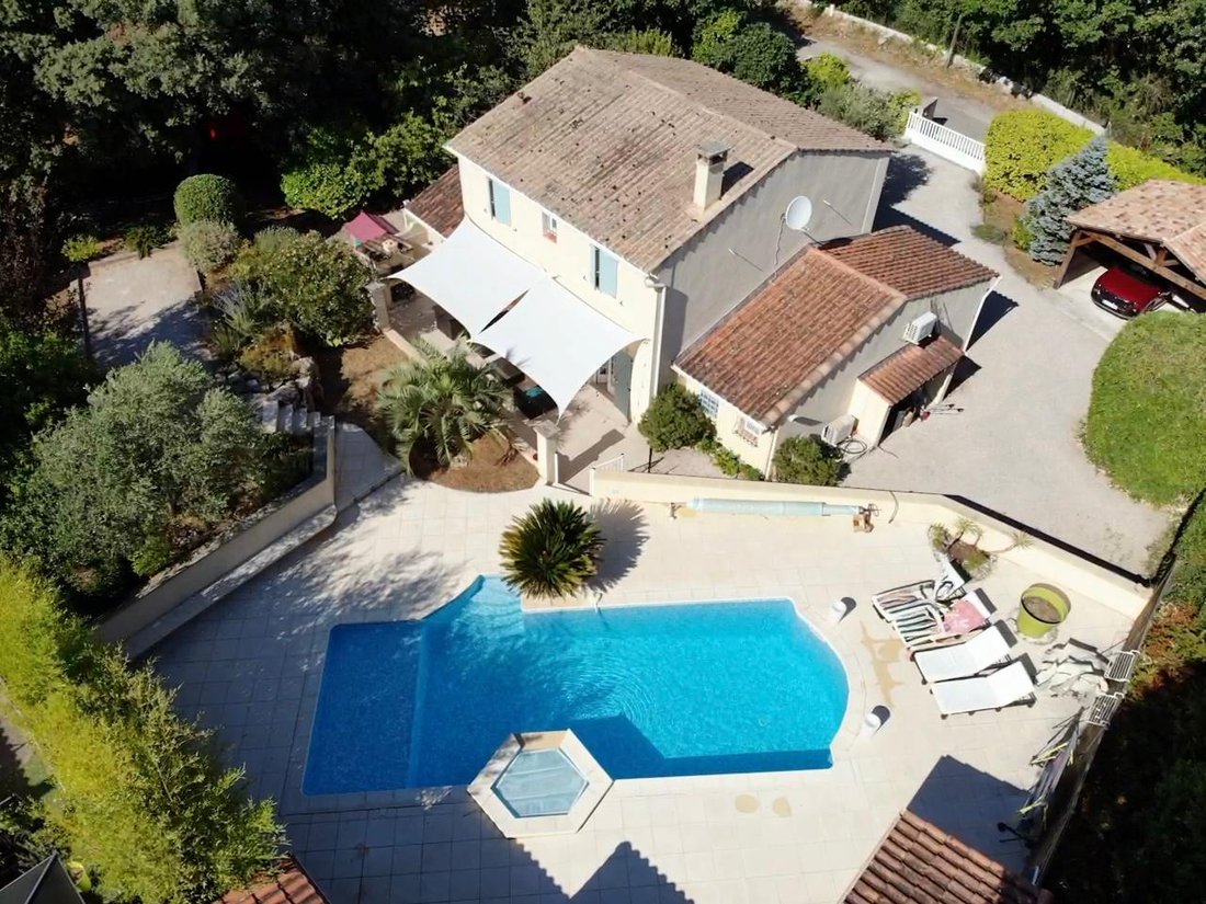 Villa in Garéoult, Provence-Alpes-Côte d'Azur, France 1 - 17721098