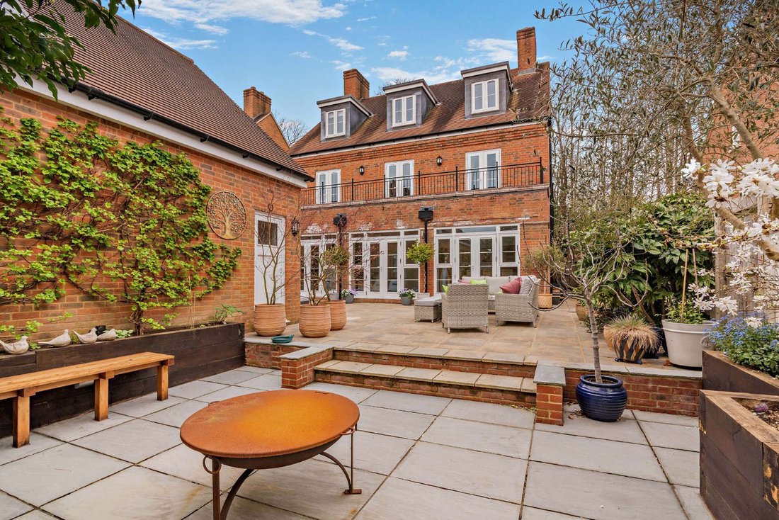 House in Chichester, England 4 - 17720622