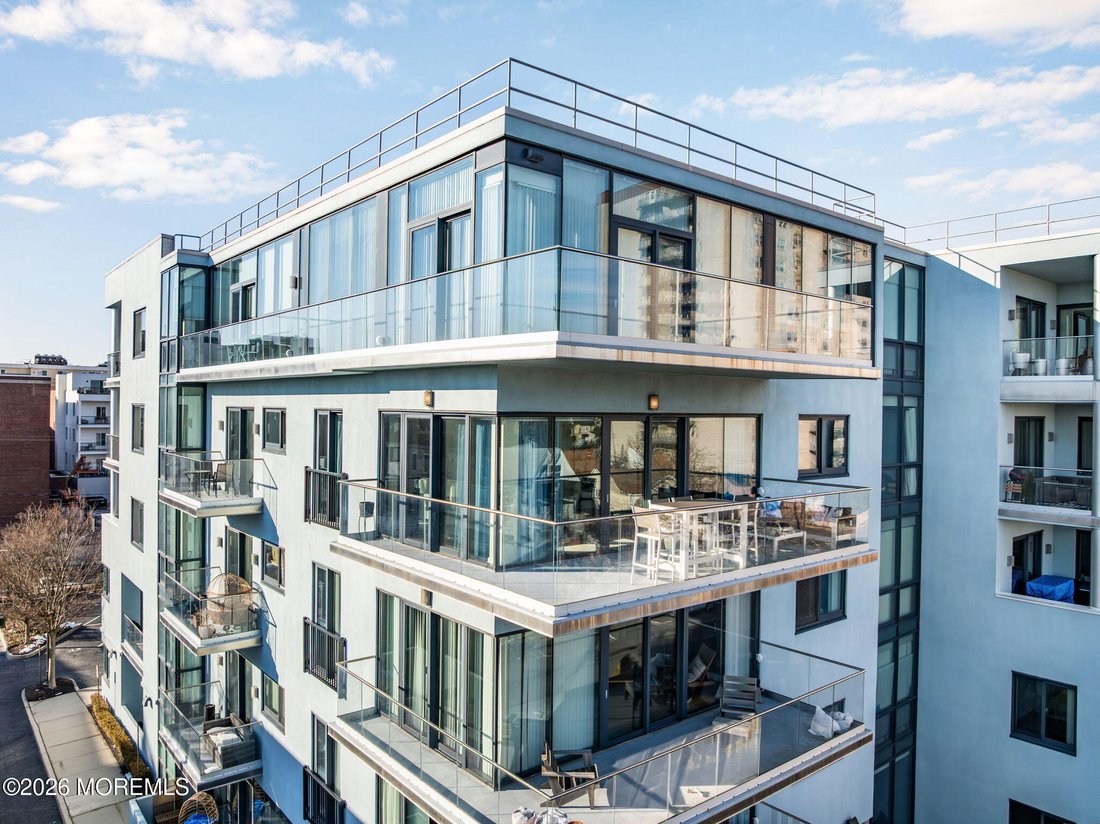 Condo in Asbury Park, New Jersey, United States 1 - 17722116