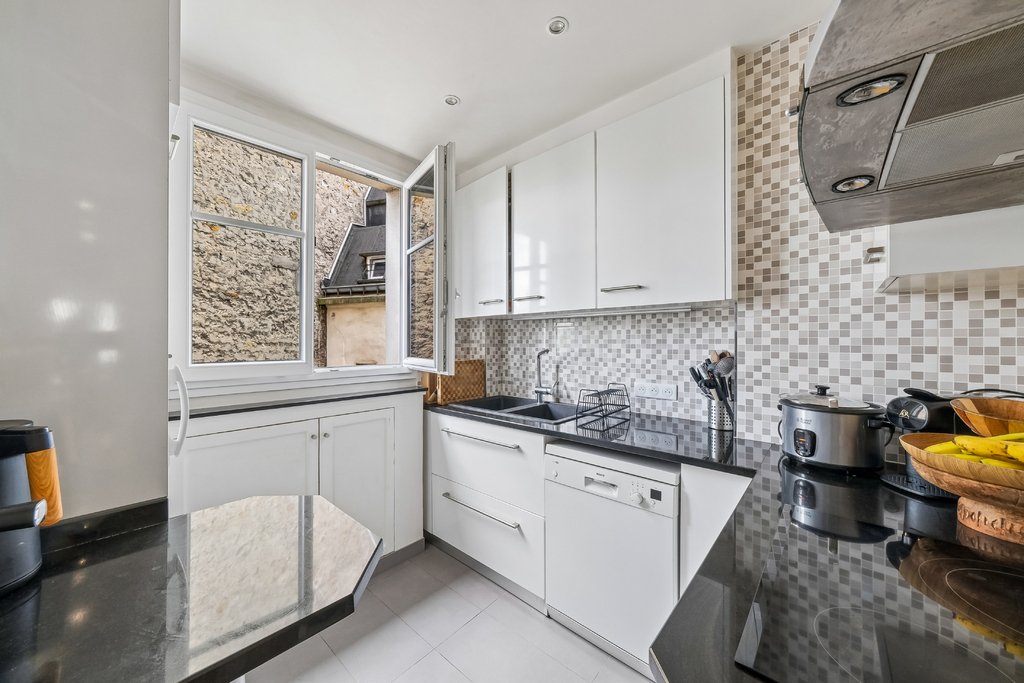 Apartment in Muette Sud, Paris 16e Arrondissement, Paris 5 - 17720596