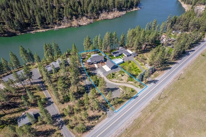 House in Nine Mile Falls, Washington, United States 2 - 17724223