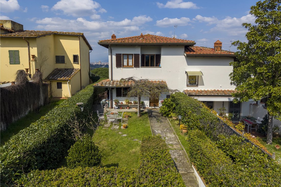 House in Callai, Tuscany, Italy 3 - 17721126
