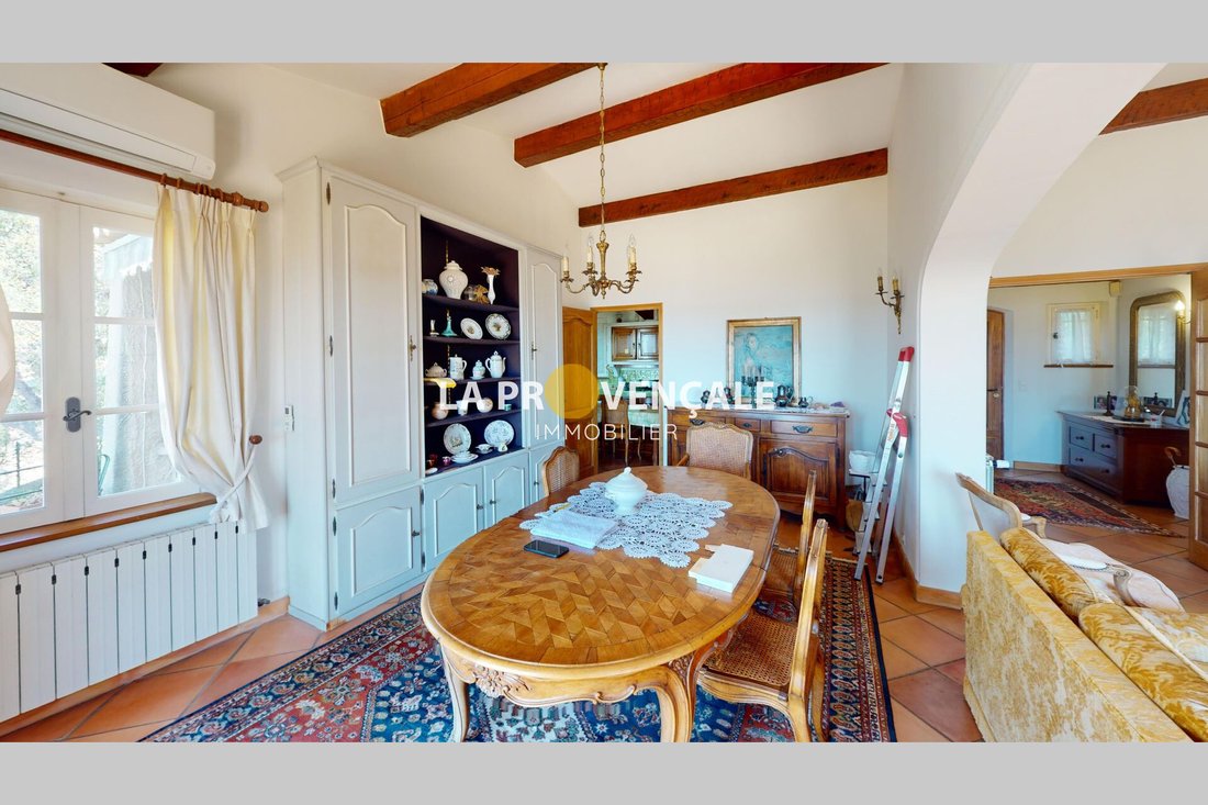 Villa in Toulon, Provence-Alpes-Côte d'Azur, France 5 - 17668664
