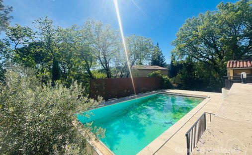 Villa in Saint-Michel-d'Euzet, Okzitanien, Frankreich 1