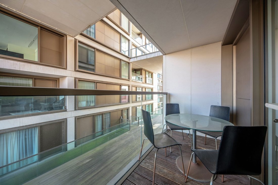 Apartment in Holland Park, Kensington And Chelsea, England 5 - 17720619