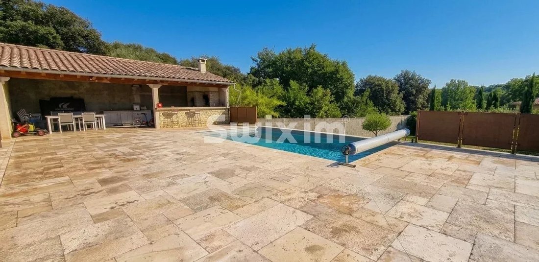 Villa in Suze-la-Rousse, Auvergne-Rhône-Alpes, France 1 - 17558042