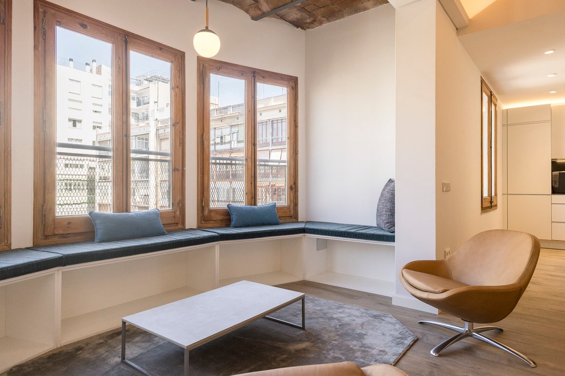 Apartment in Eixample, Barcelona, Spain 4 - 13196481