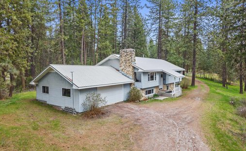 House in Chewelah, Washington, United States 1