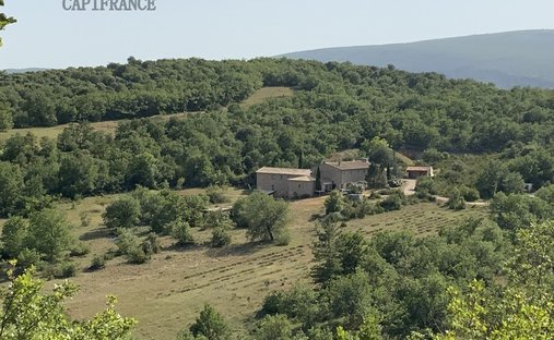 House in Banon, Provence-Alpes-Côte d'Azur, France 1