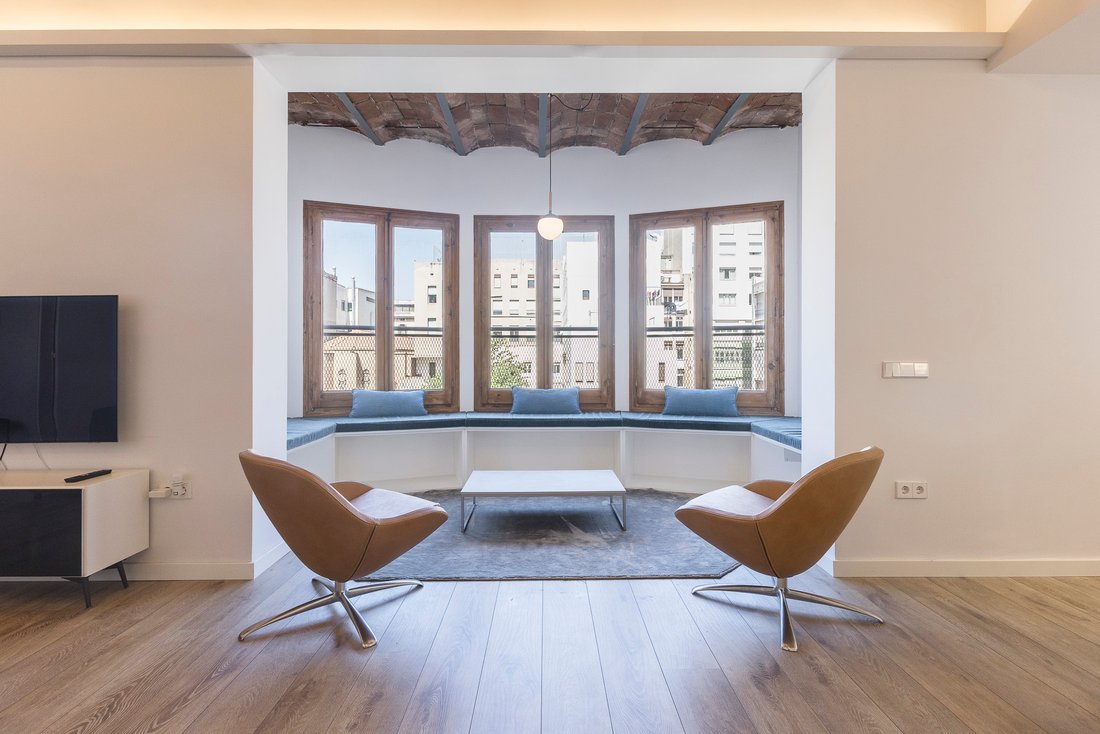 Apartment in Eixample, Barcelona, Spain 3 - 13196481