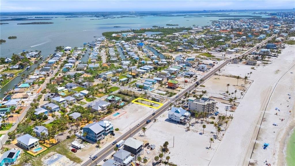 Terrain à Fort Myers Beach, Floride, États-Unis 2 - 17720599