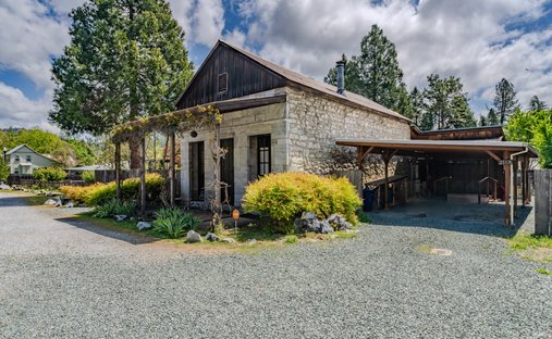House in Volcano, California, United States 1