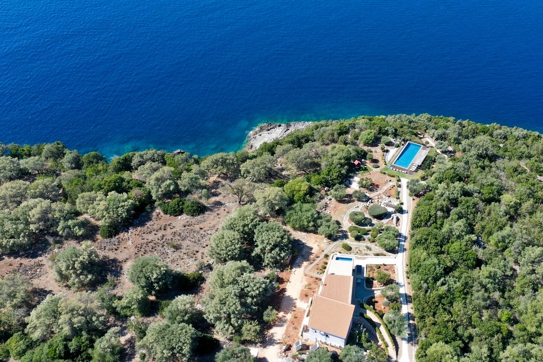 Villa in Marantoxoriou, Apollonioi, Greece 2 - 17719964