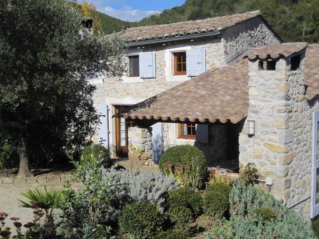 Farm Ranch in Saint-Thome, Auvergne-Rhône-Alpes, France 1 - 17720937