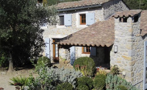 Farm Ranch in Saint-Thome, Auvergne-Rhône-Alpes, France 1