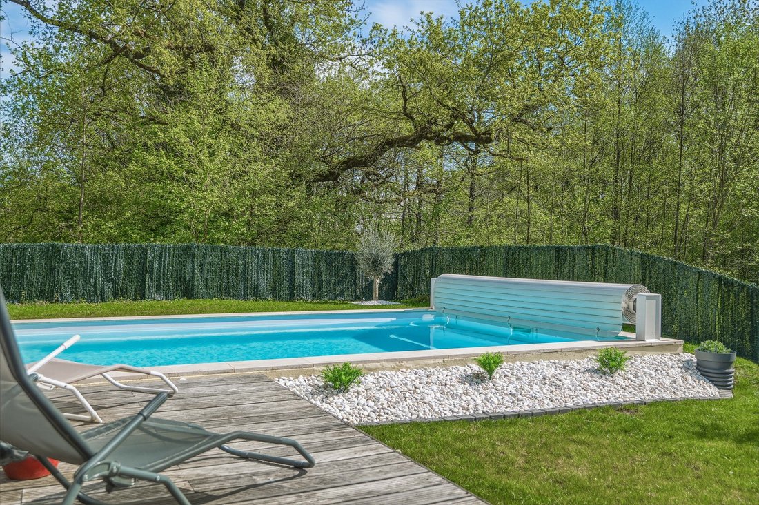 Haus in Divonne-les-Bains, Auvergne-Rhone-Alpen, Frankreich 4 - 16009745