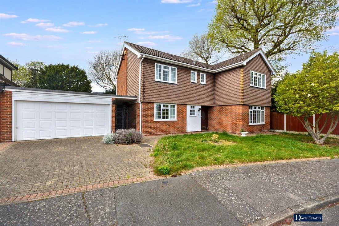House in Emerson Park, Romford, England 1 - 17722072