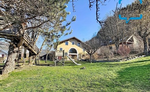 House in Meaudre, Autrans-Méaudre en Vercors, France 1